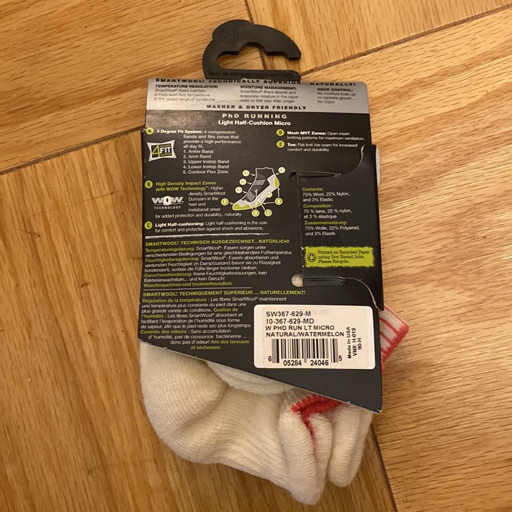 Smart wool PhD Running socks. - Picture 2 of 3